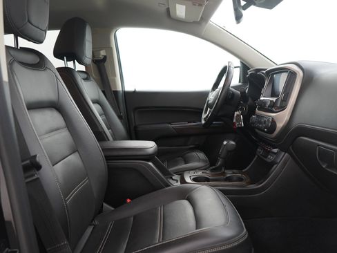 Used 2020 GMC Canyon Denali image 11