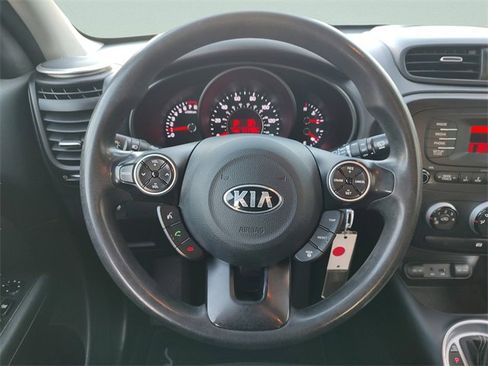 Used 2014 Kia Soul + image 14
