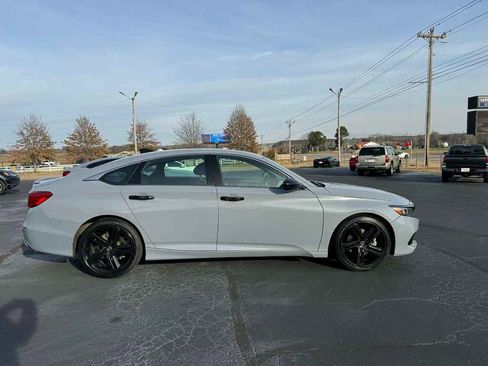 Used 2021 Honda Accord Sport image 5