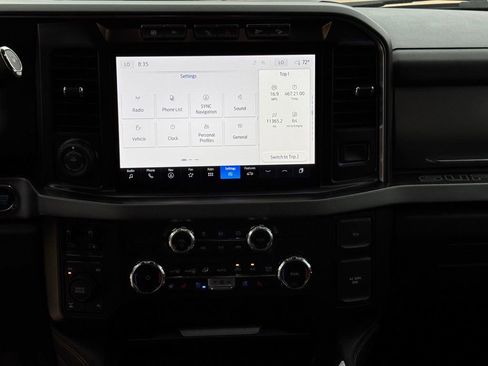 Used 2024 Ford F250 Platinum w/ FX4 Off-Road Package AWD/4WD image 34