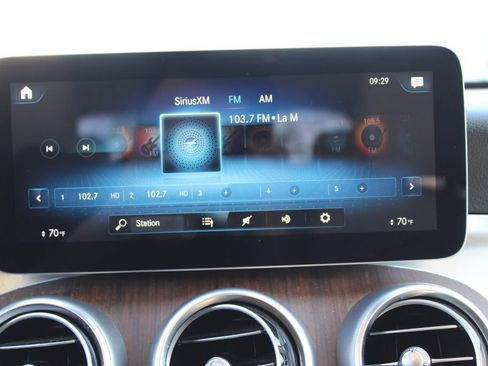 Used 2022 Mercedes-Benz GLC 300 image 23