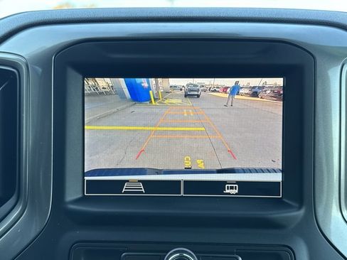 Used 2025 Chevrolet Silverado 2500 Custom w/ Custom Convenience Package image 8