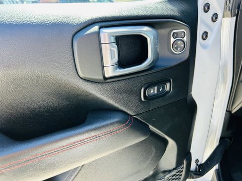 Used 2023 Jeep Wrangler Unlimited Rubicon w/ Xtreme 35 Tire Package image 16