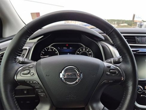 Certified 2022 Nissan Murano SV image 28