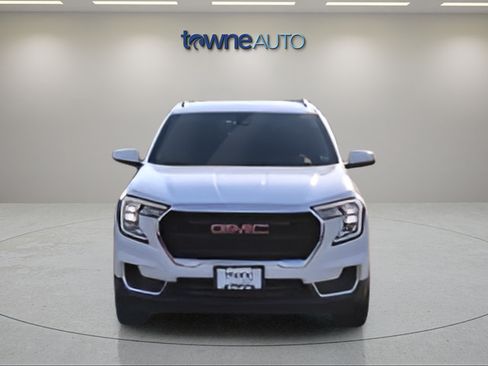Used 2023 GMC Terrain SLE w/ Driver Convenience Package AWD/4WD image 7