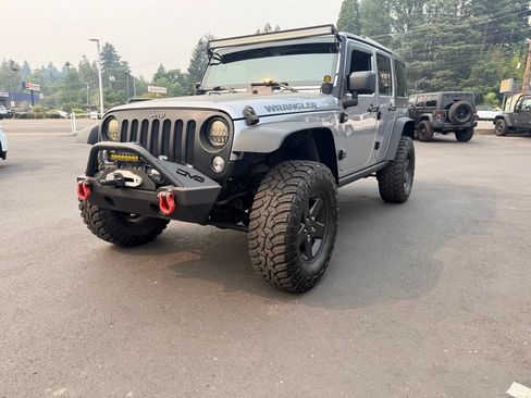 Used 2017 Jeep Wrangler Unlimited Sport AWD/4WD image 1