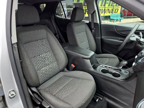 Used 2021 Chevrolet Equinox LT image 9