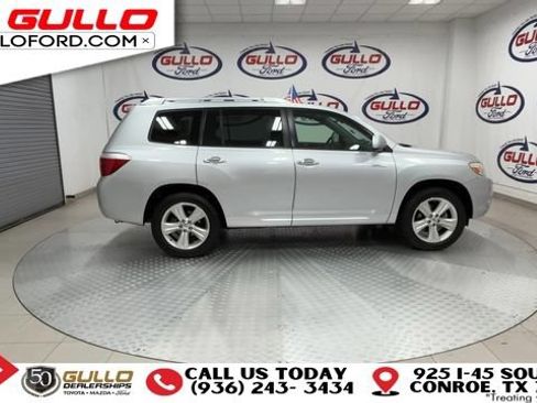 Used 2009 Toyota Highlander Limited w/ Extra Value Pkg 8 FWD image 9