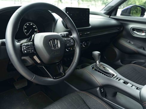 Used 2026 Honda HR-V Sport image 16