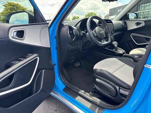 Certified 2024 Kia Soul GT-Line FWD image 13