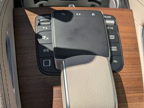 Certified 2025 Mercedes-Benz GLE 580 4MATIC image 23