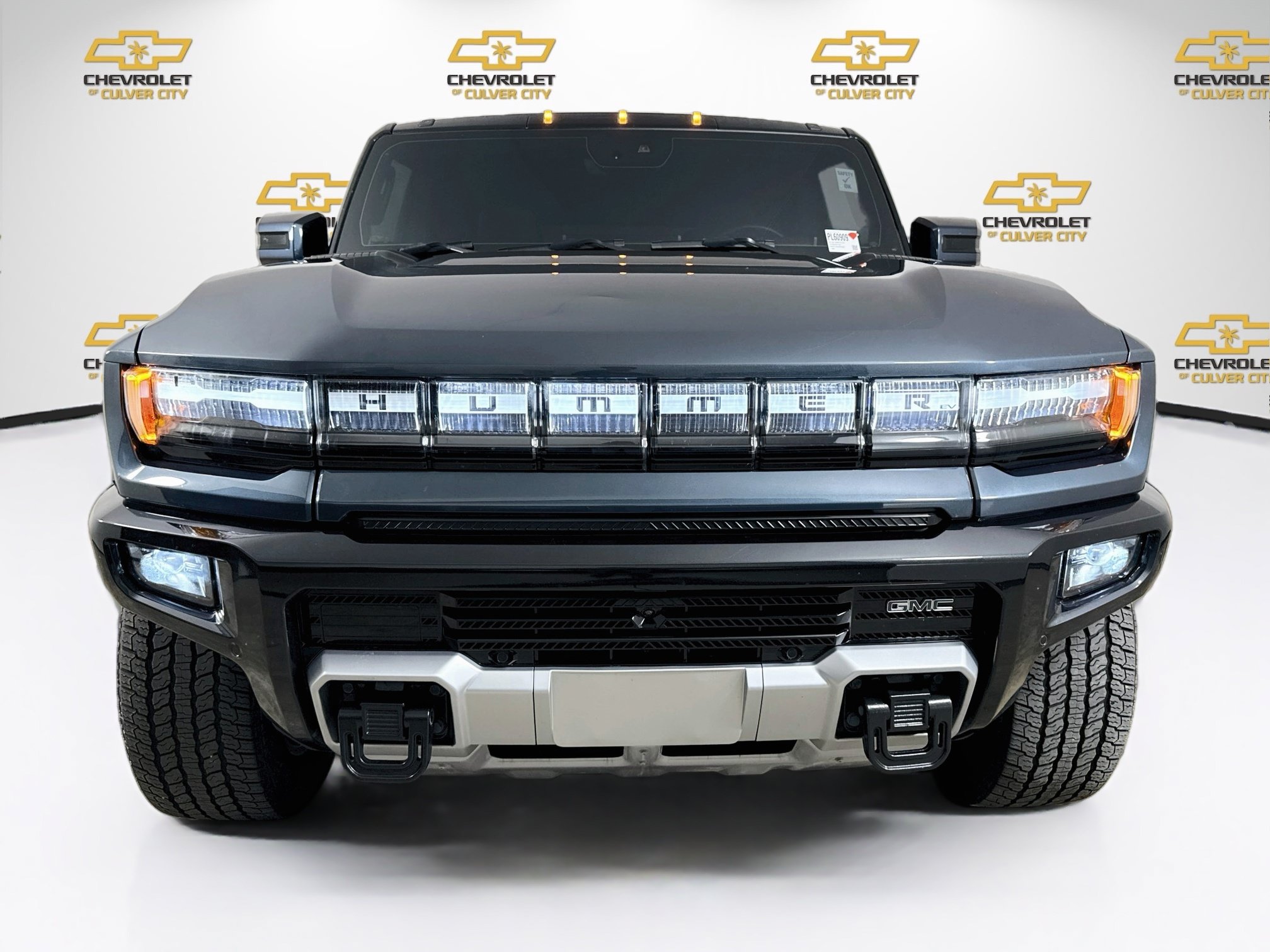 Used 2025 GMC Hummer EV 2X AWD/4WD image 2
