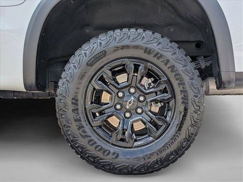 Used 2023 Chevrolet Silverado 1500 ZR2 w/ Technology Package AWD/4WD image 24