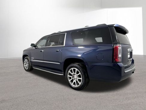 Used 2017 GMC Yukon XL Denali w/ Open Road Package image 32