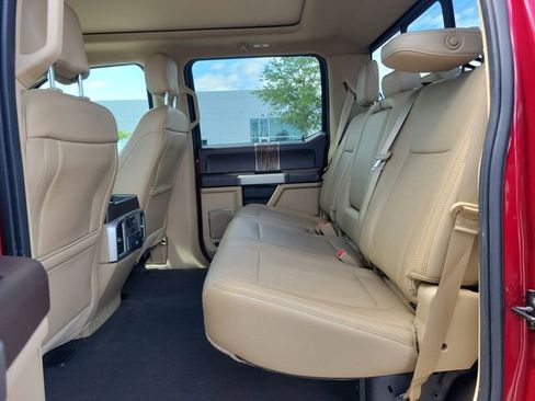 Used 2018 Ford F150 Lariat w/ Equipment Group 502A Luxury image 10