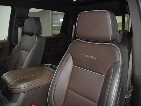 Used 2024 GMC Sierra 1500 Denali w/ Denali Reserve Package AWD/4WD image 44