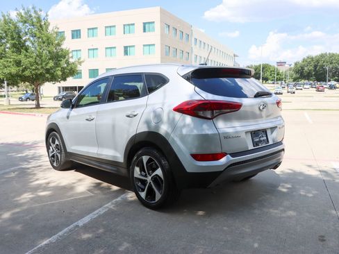 Used 2016 Hyundai Tucson Sport FWD image 5