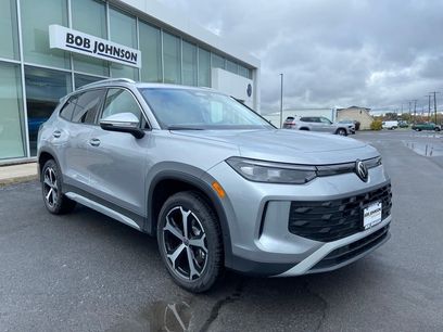 New 2026 Volkswagen Tiguan SE