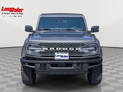 Used 2024 Ford Bronco Badlands image 8