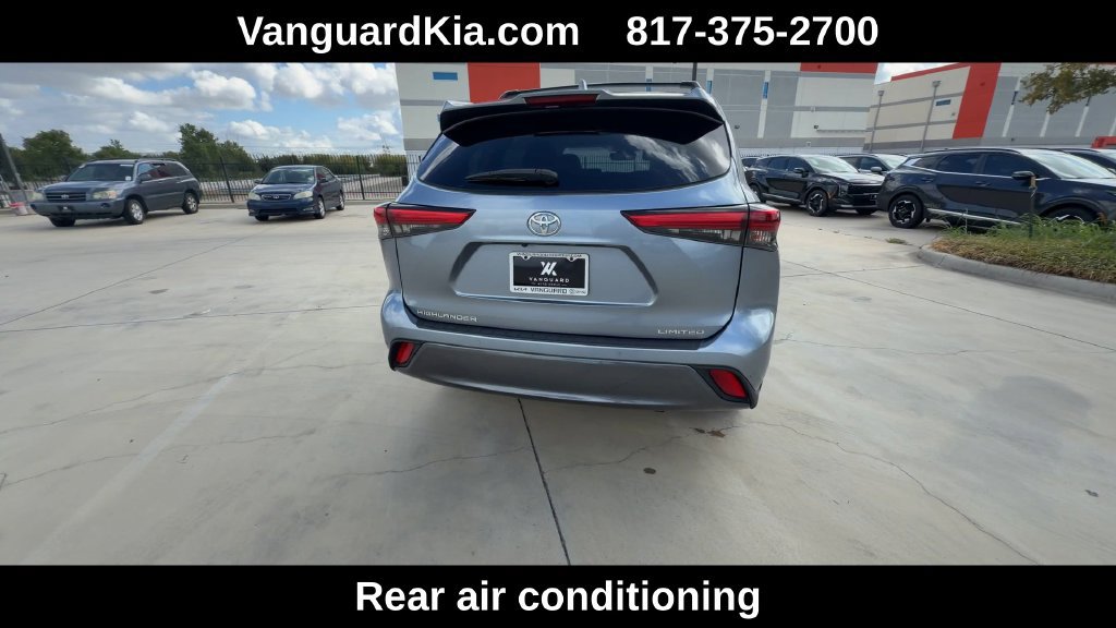 Used 2021 Toyota Highlander Limited FWD image 8