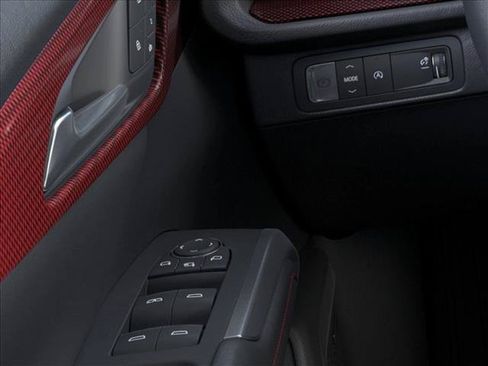 New 2026 Chevrolet Traverse RS w/ LPO, Floor Liner Package FWD image 22