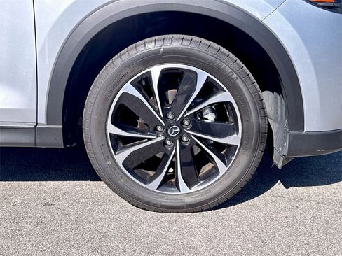 Used 2023 MAZDA CX-5 AWD 2.5 S w/ Premium Package image 9
