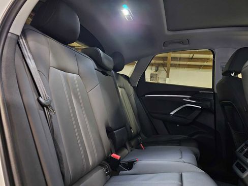 New 2025 Audi Q5 Premium image 13