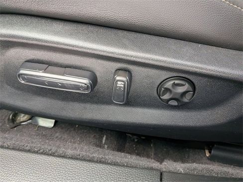 Used 2022 Honda Accord Sport image 12