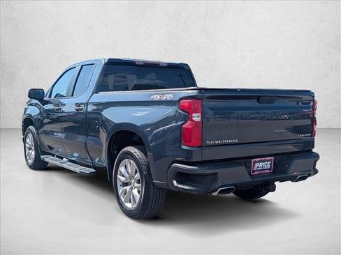 Used 2020 Chevrolet Silverado 1500 Custom w/ Custom Value Package AWD/4WD image 8