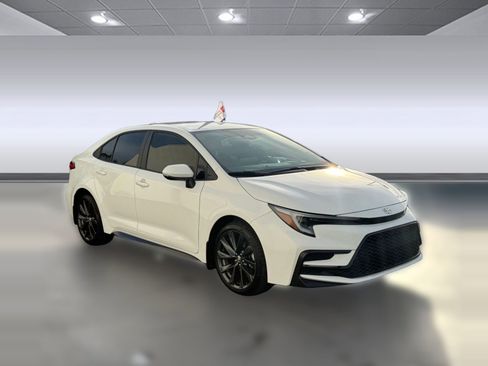 Certified 2025 Toyota Corolla SE image 7