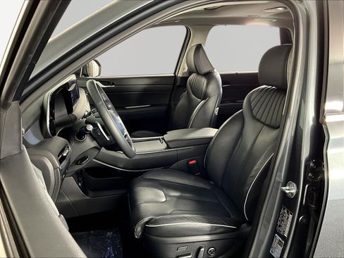 Used 2023 Hyundai Palisade Limited FWD image 20