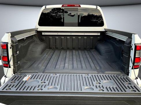 Used 2023 Nissan Frontier PRO-4X w/ Pro-4X Premium Package image 7