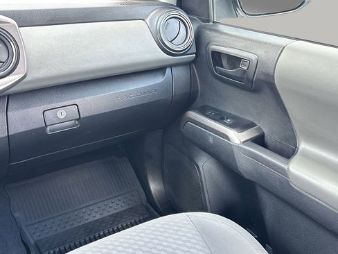 Used 2023 Toyota Tacoma SR5 RWD image 13