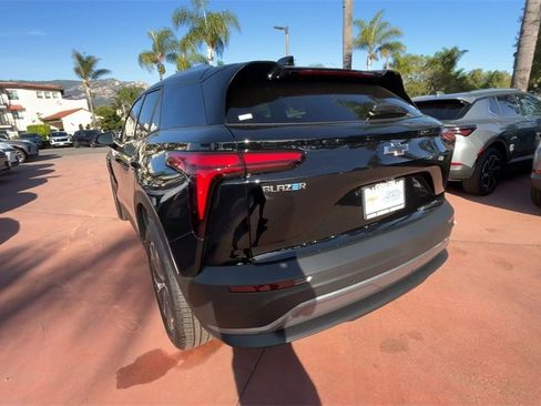 New 2026 Chevrolet Blazer EV LT image 6