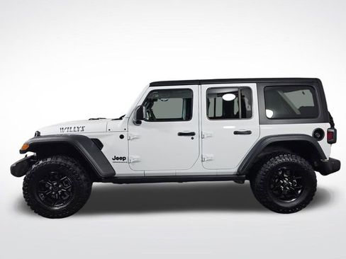 Used 2024 Jeep Wrangler Unlimited Sport image 3