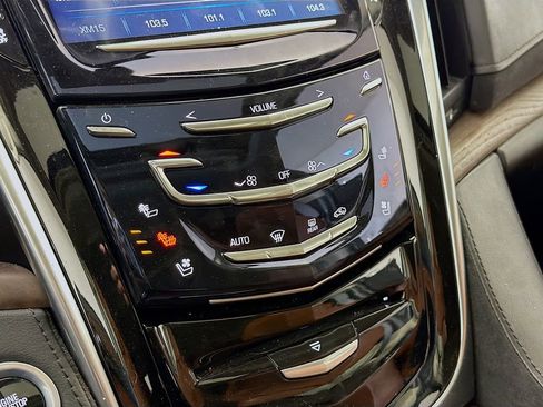 Used 2020 Cadillac Escalade Luxury image 20