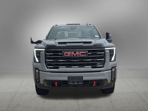 Used 2024 GMC Sierra 2500 AT4 w/ AT4 Premium Plus Package AWD/4WD image 9