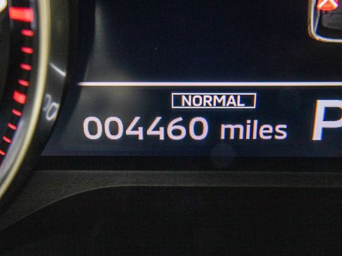 Used 2025 Mitsubishi Outlander SE FWD image 22