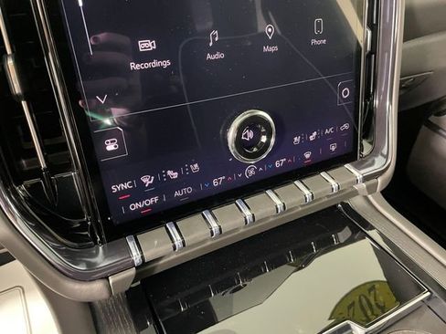 New 2026 GMC Yukon XL AT4 Ultimate AWD/4WD image 6