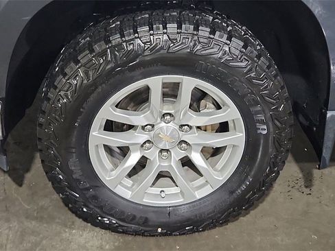 Used 2022 Chevrolet Silverado 1500 LT image 14