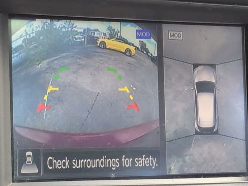 Used 2019 INFINITI QX30 w/ Navigation Package image 9