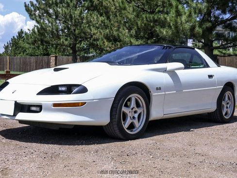 Used 1996 Chevrolet Camaro Z28 RWD image 14