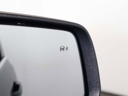 Used 2020 GMC Acadia SLE w/ Driver Convenience Package image 40