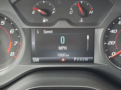 Used 2018 Chevrolet Camaro LT RWD image 23