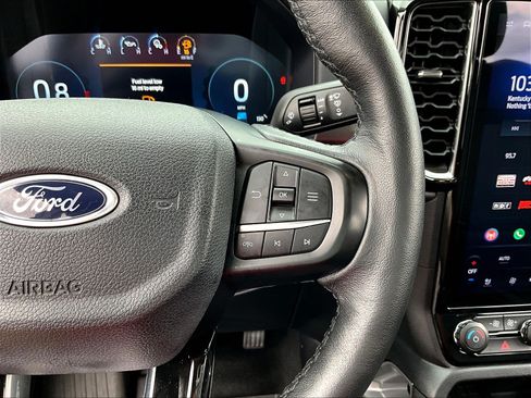 Used 2024 Ford Ranger Lariat w/ FX4 Off-Road Package AWD/4WD image 13