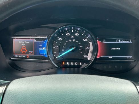 Used 2017 Ford Explorer XLT w/ Equipment Group 202A image 27