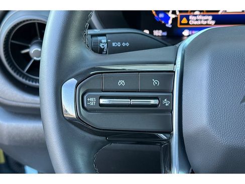 Used 2026 Chevrolet Colorado W/T w/ WT Custom Package RWD image 26