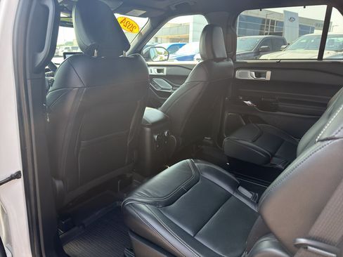 Used 2024 Ford Explorer ST w/ Equipment Group 401A AWD/4WD image 26