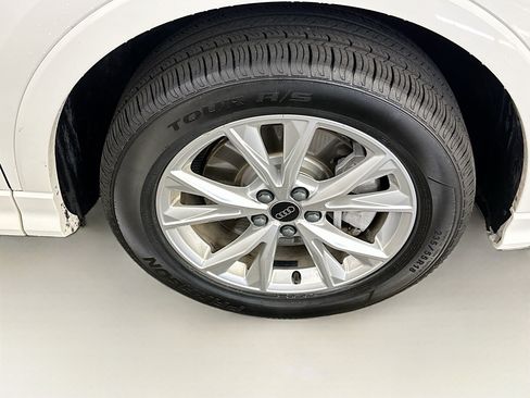 Used 2023 Audi Q3 2.0T Premium AWD/4WD image 11