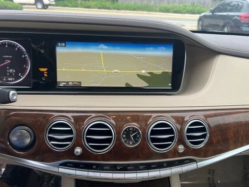 Used 2014 Mercedes-Benz S 550 Sedan image 16